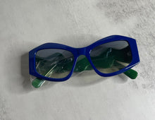 Load image into Gallery viewer, Superstar