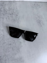 Load image into Gallery viewer, Catcall