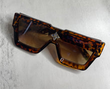 Load image into Gallery viewer, Luxury