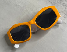 Load image into Gallery viewer, Superstar