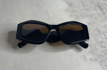 Load image into Gallery viewer, Superstar