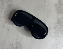 Load image into Gallery viewer, Stardom