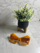 Load image into Gallery viewer, Pretty Gurl