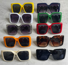 Load image into Gallery viewer, Underrated